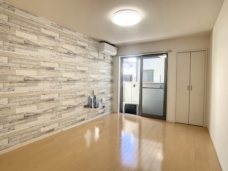 クレフラスト中島 リビング