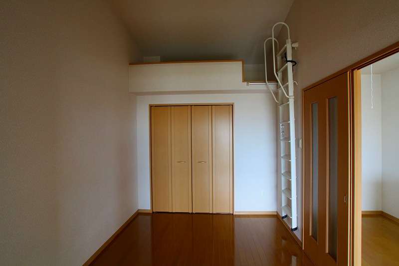 CRYSTAL PALACE ベッドルーム