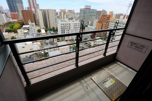 LaurelCourt常盤 ベランダ