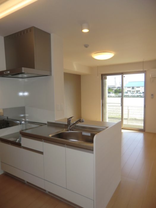 リュミエール・ソレール キッチン