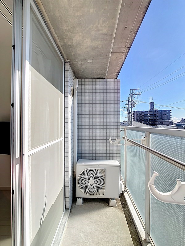 ブライティ助信 ベランダ