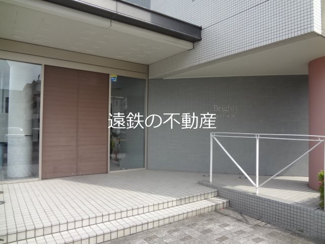 ブライティ助信 玄関