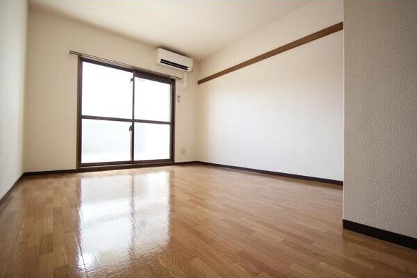 アイフォレスト リビング