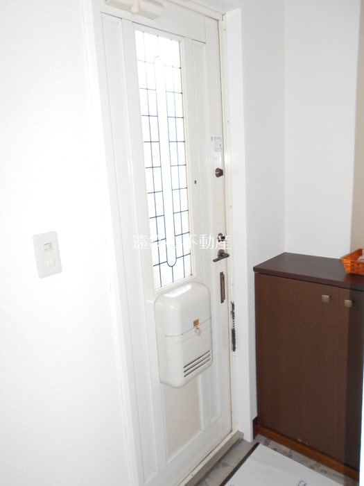 セジュールひだ 玄関