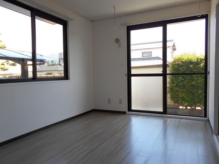 セジュールひだ リビング