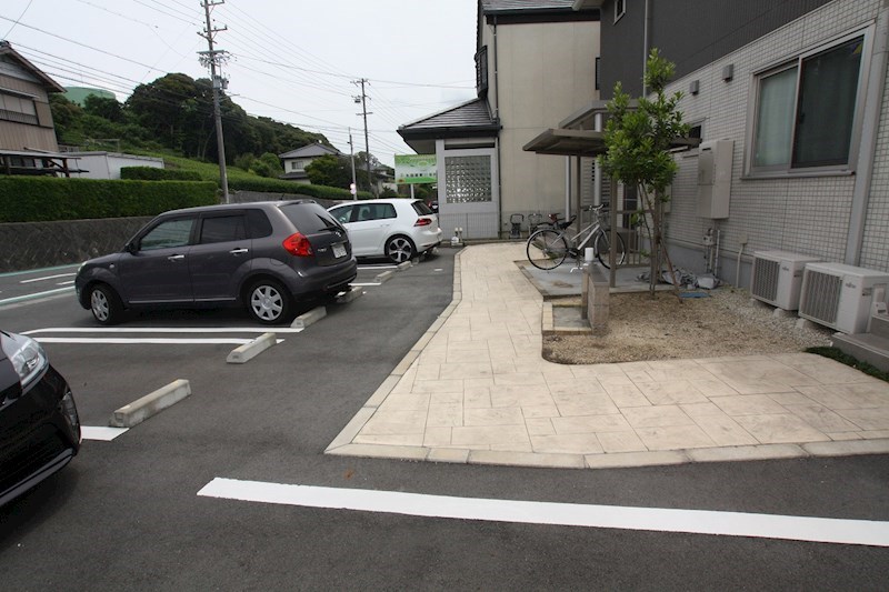 グラン・テラス 駐車場