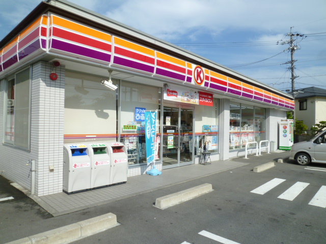 サンルミエール  コンビニ