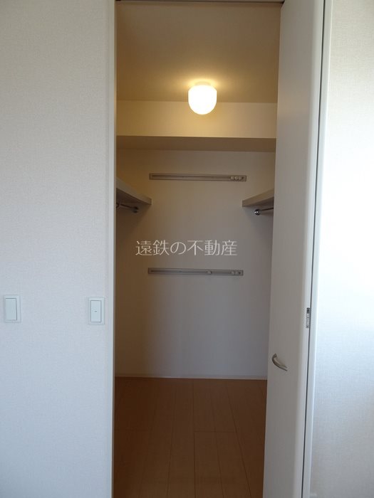 ウィスタリア 収納