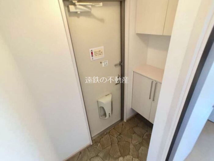 ヴィラ・ラフィーネ 玄関