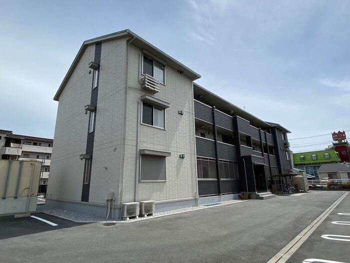 Ｓｕｐｒｅｍｅ見付　A棟 101号室 外観