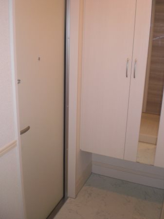 Ｓｕｐｒｅｍｅ見付　A棟 玄関