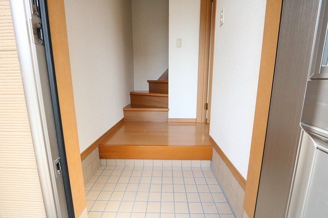 ドエル・コートＡ 玄関