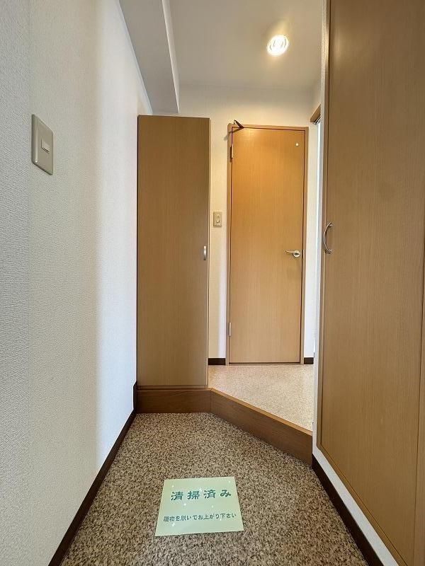 サンライフ鴨江 玄関