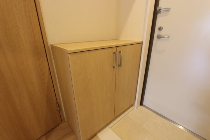 クレストヒル御殿 玄関