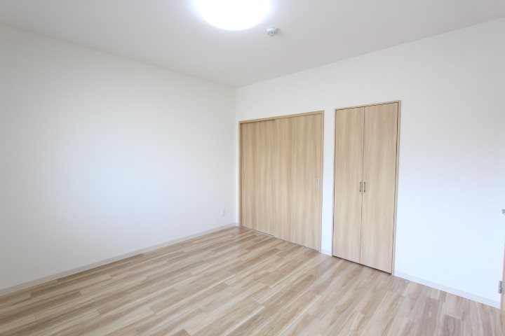 クレストヒル御殿 ベッドルーム