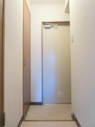 ヒルズフレア 玄関