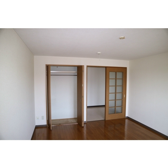 ヒルズフレア ベッドルーム