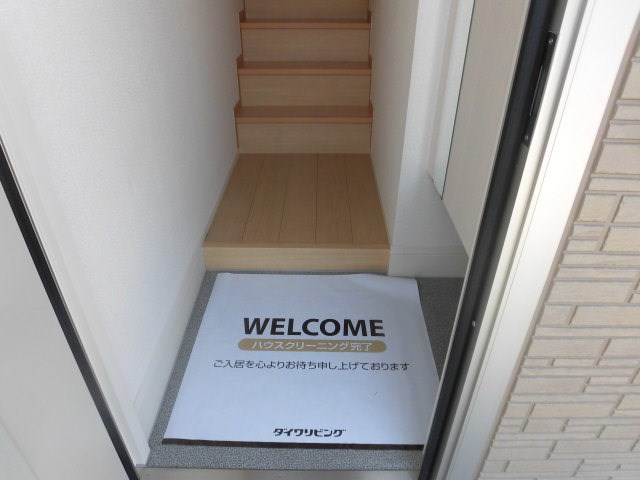 グランドゥール　Ｂ 玄関