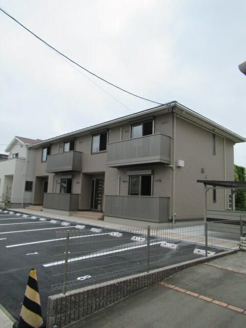 グラングレースE 201号室 外観