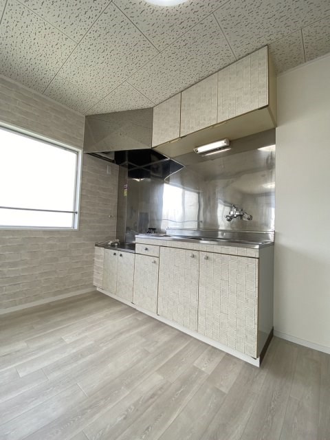 イーグルホワイト キッチン