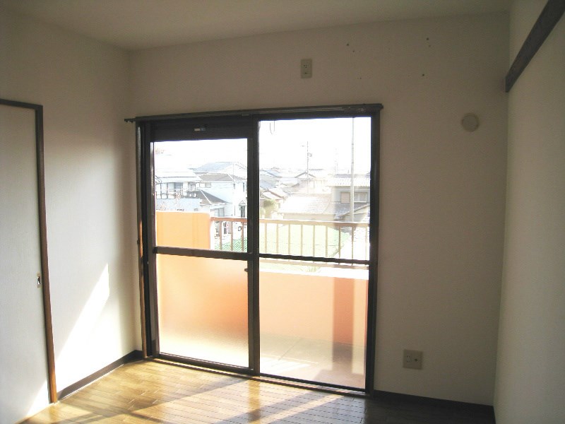 スカイローイＴ・Ｊ リビング