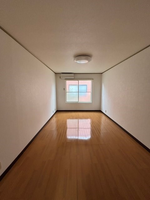 コーポアスカ リビング