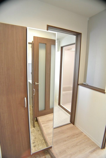 リ・パーチェ 玄関