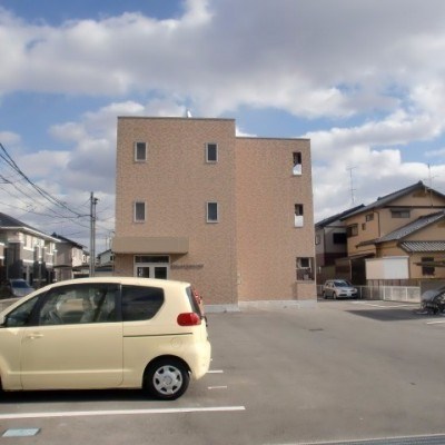 田畑ハイツそれいゆⅡ 駐車場