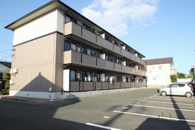 グランドクルー 駐車場