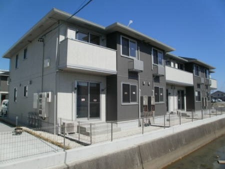 Ｒｉｃｈｅｓｓｅ　B 103号室 外観