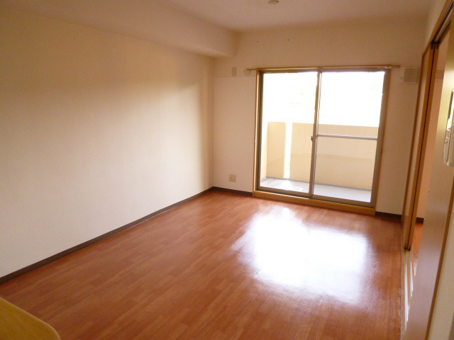 シャルマン リビング