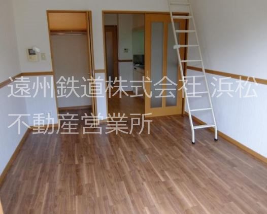 リブレア龍禅寺 リビング