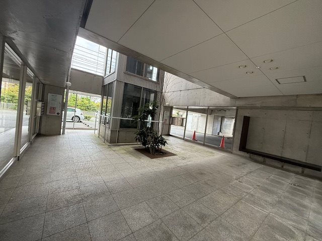 TERZO エントランス