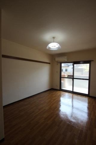 エザンス ベッドルーム