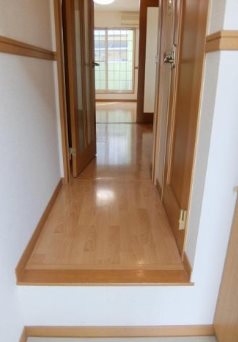 リブレア龍禅寺 玄関