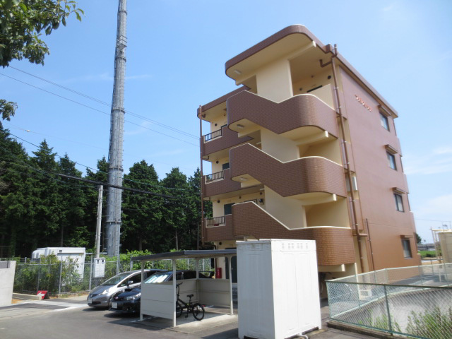 フォレスト岩井 203号室 外観