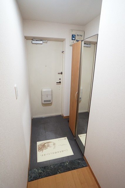 ヴィブレ若宮南 玄関