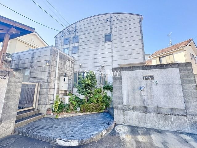 MOMOの実 エントランス