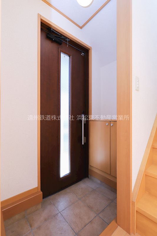 ヴィラアクティC 玄関