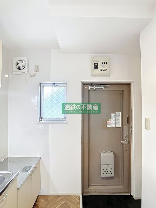 ブランシェ高丘 玄関