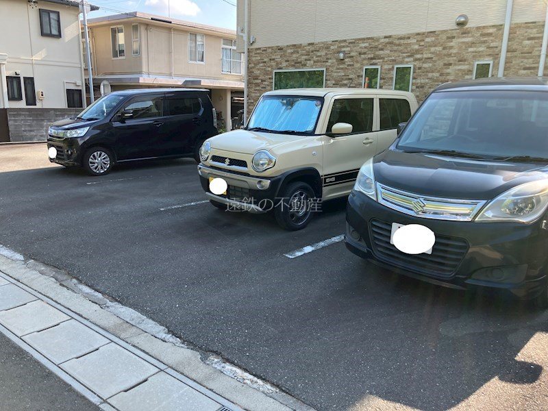 Ｌａ　ｃｅｒｉｓｅ 駐車場