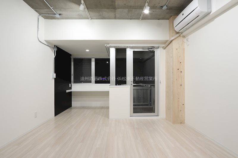 遠鉄ハイツ自校駅ビル リビング