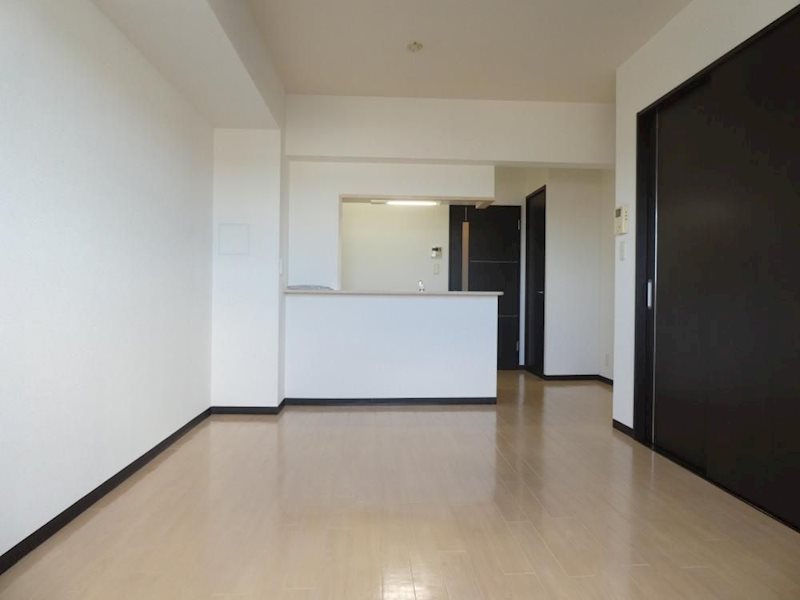 クレイドルステージ初生 リビング