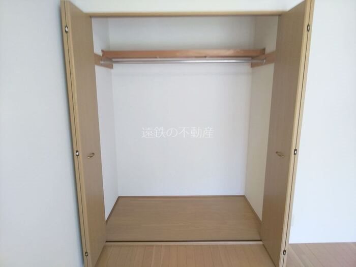 タウンハウス愛野公園　Ｅ 収納