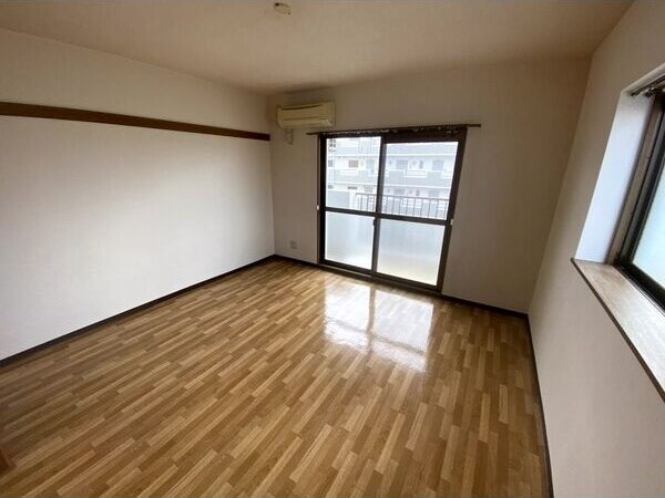 マンションカズⅡ リビング