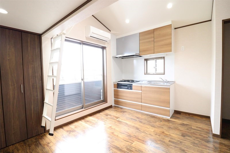 ルプゼ城北 リビング