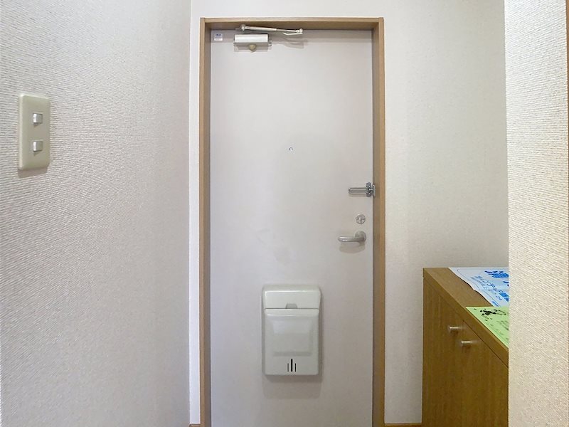 グランデージ鹿谷 玄関