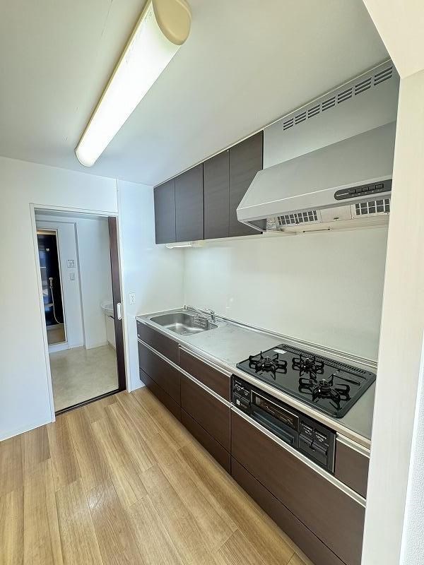 ベルクロンヌ キッチン