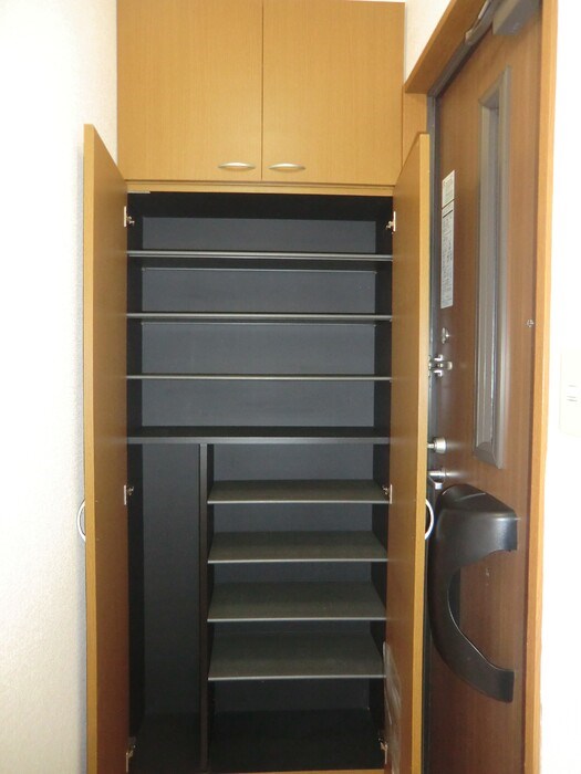 メゾン竹富 玄関