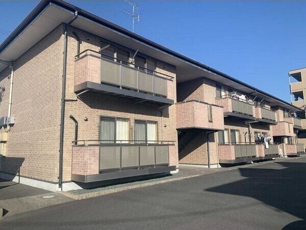 サープラス愛野 201号室 外観